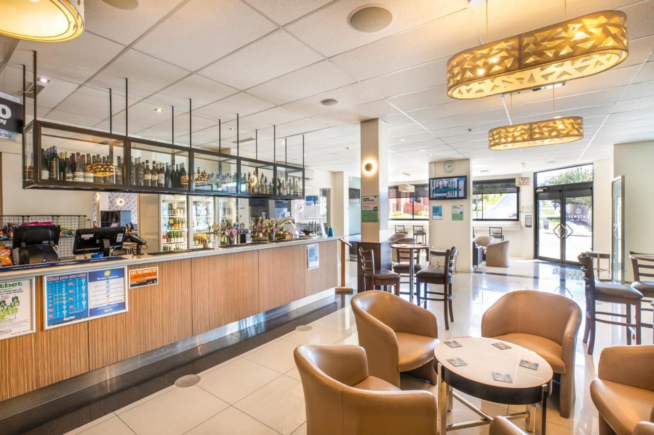 Gateway Hotel By Nightcap Plus Devonport Exteriör bild